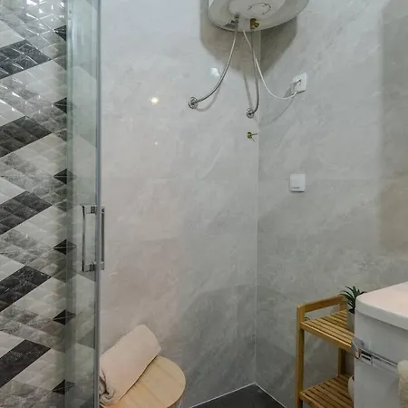 Skyline Serenity Apartment