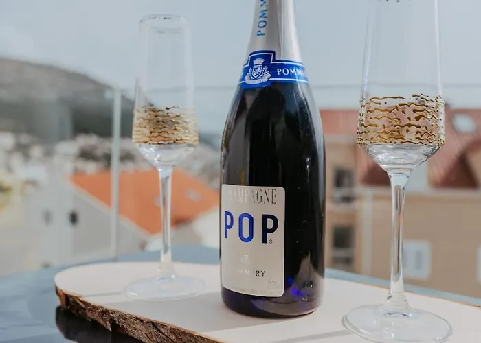 Skyline Serenity Apartman *