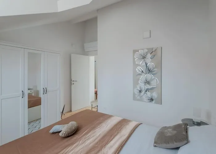 Skyline Serenity Apartman *